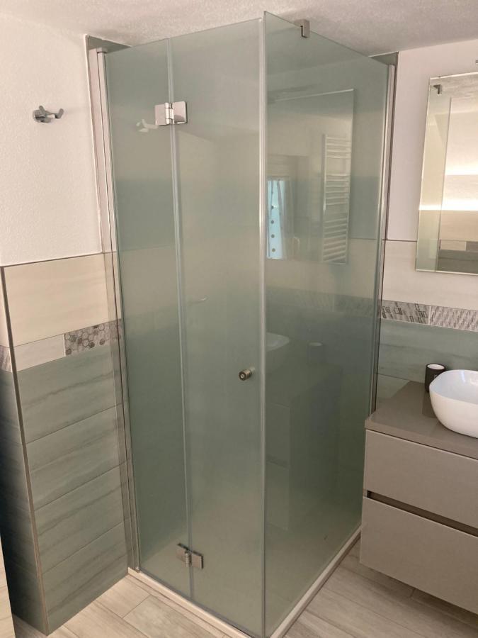 הוילה אאוסטה Senin House מראה חיצוני תמונה