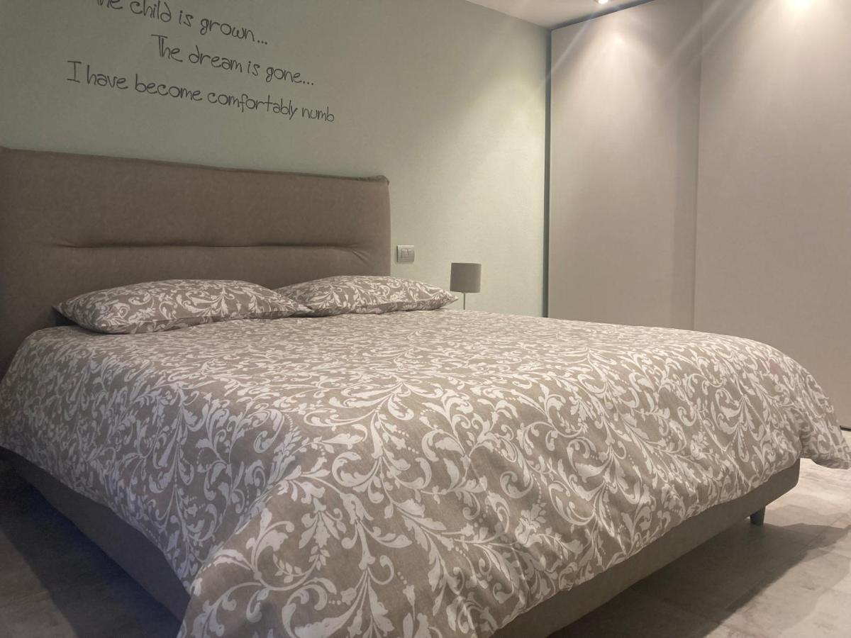 הוילה אאוסטה Senin House מראה חיצוני תמונה